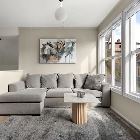 Arctic Homes - The Town House Апартаменты