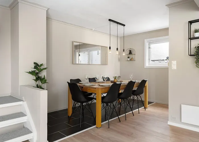 Arctic Homes - The Town House *